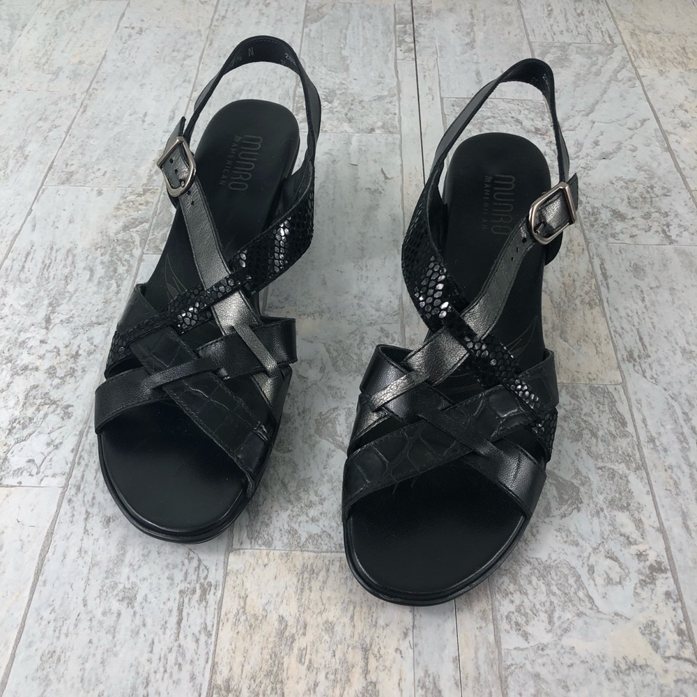 Munro Heeled Sandal Criss Cross Narrow